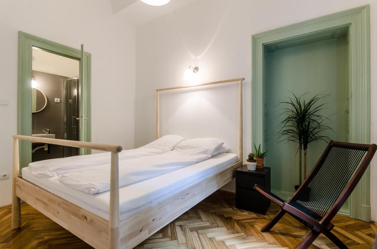 B63 2 Bedroom Apartment In Heart Of City Budapest Exterior photo